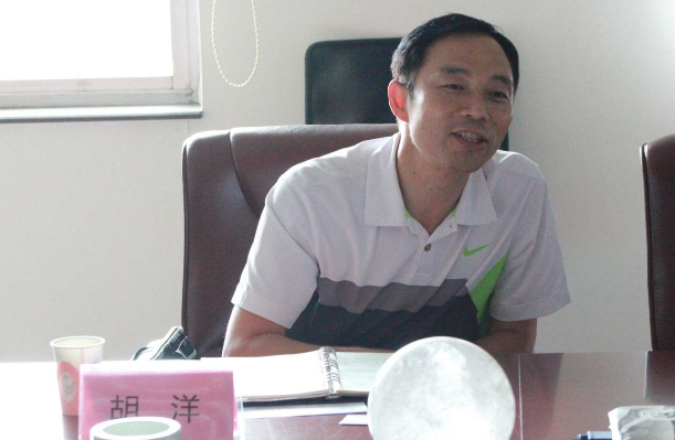 促進(jìn)醫(yī)療旅游發(fā)展，貴州健康產(chǎn)業(yè)欲翻開新篇章---- 貴州省黔西南州副州長胡洋一行來我公司考察