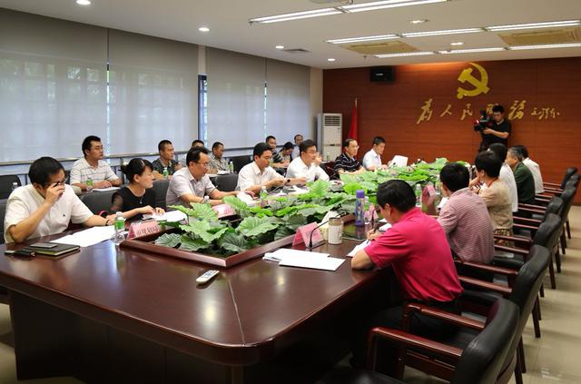 倪強(qiáng)市長調(diào)研?？诼糜萎a(chǎn)業(yè) 診脈“十三五”規(guī)劃