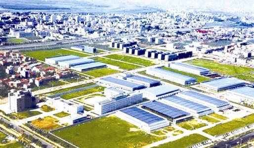 2016年，襄陽高新區(qū)營收突破3000億大關