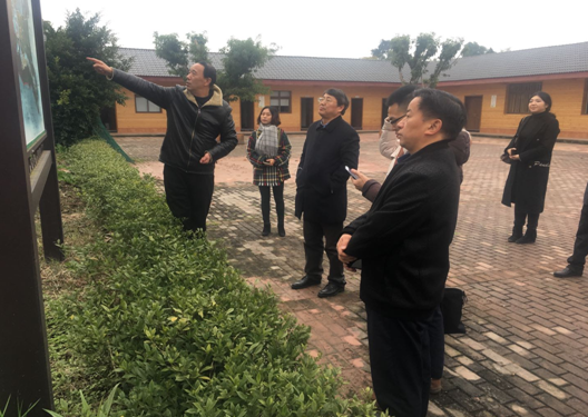 探索鄉(xiāng)村振興新模式，爭(zhēng)當(dāng)鄉(xiāng)村振興排頭兵——我院助力“中華龍鄉(xiāng)”重慶銅梁區(qū)高位推進(jìn)鄉(xiāng)村振興戰(zhàn)略